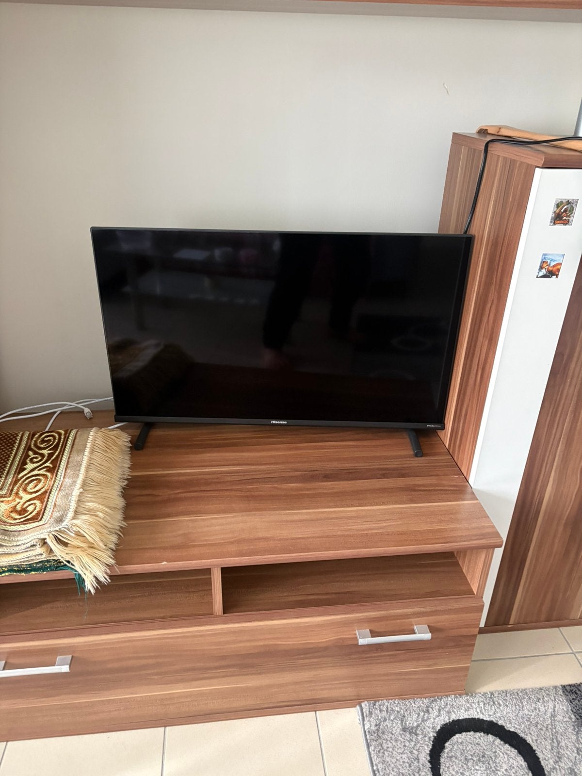 Kleine tv HISENSE 32 inch 83 mm 32A59Q QLED (2025, Audio, Tv en Foto, Televisies, Ophalen, QLED, Zo goed als nieuw, Smart TV