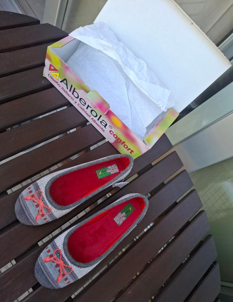 Nieuw Alberola Pantoffels maat 36, Ophalen
