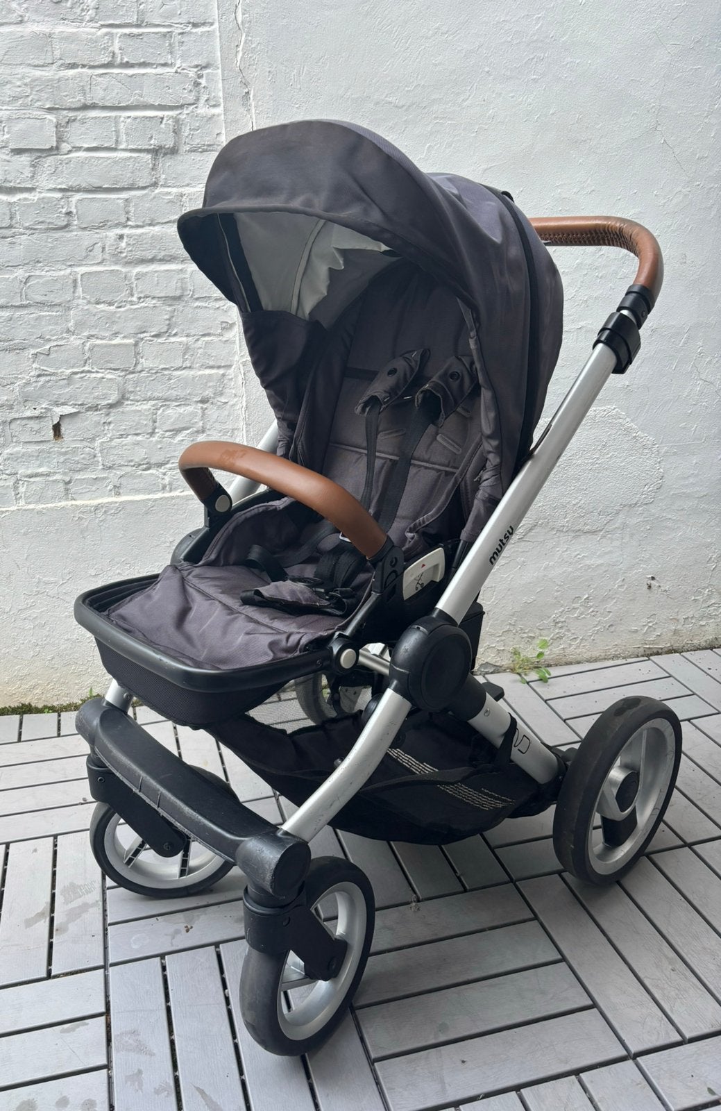 Combi-kinderwagen- Mutsy EVO2 - Grijs (Beige accenten), Tige de poussée réglable, Poussette combi, Enlèvement, Utilisé