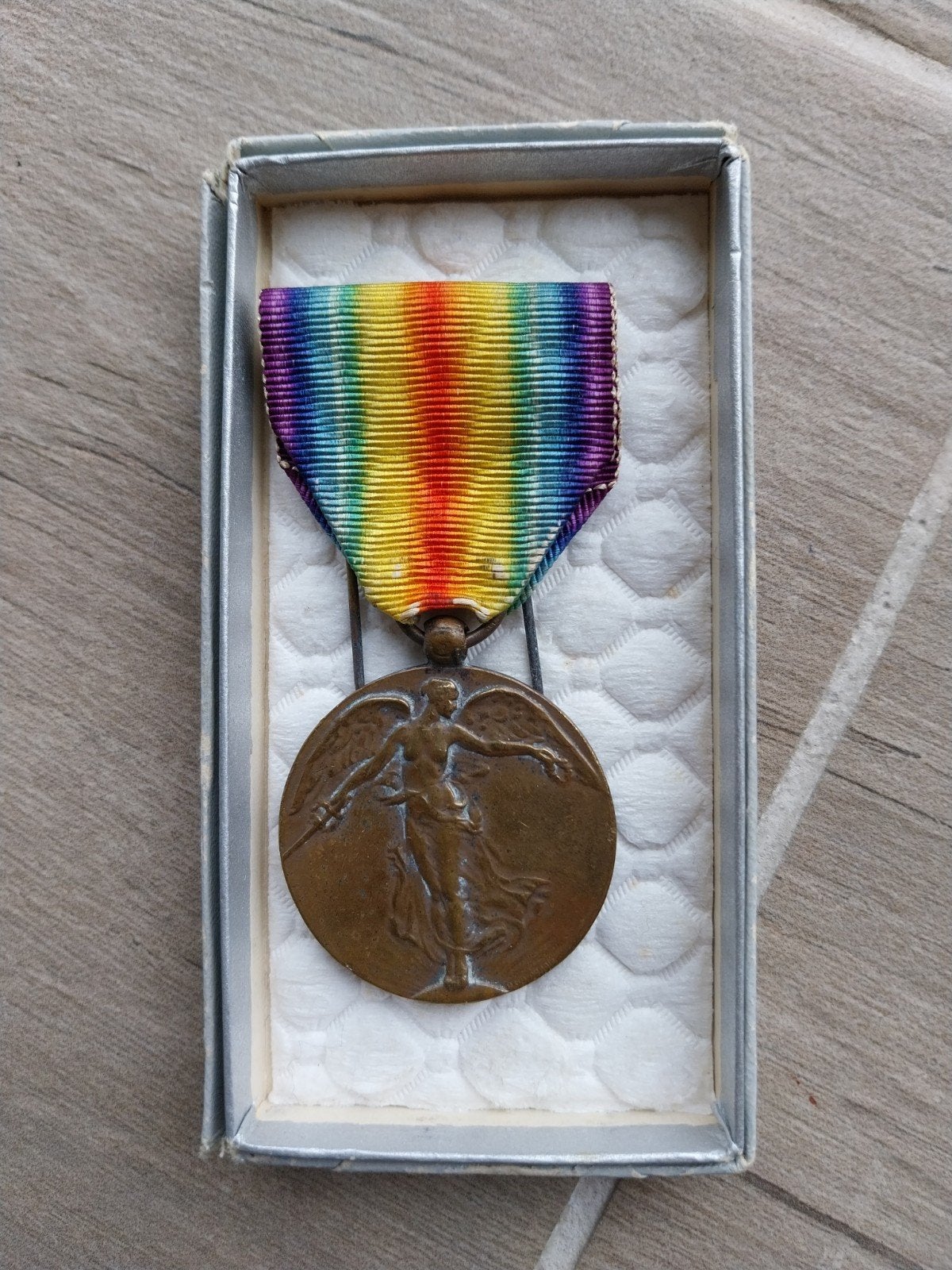 Médaille de la victoire de l'armée belge de la Première Guer, Enlèvement ou Envoi