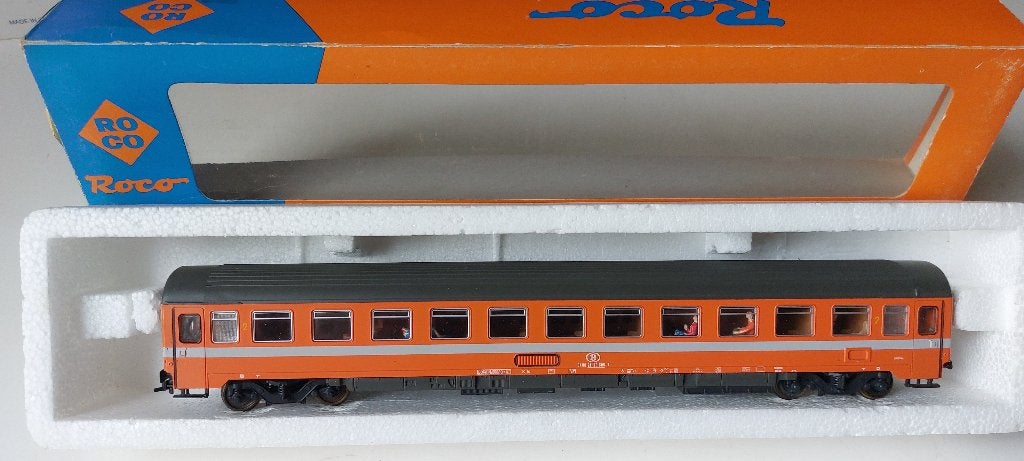 SNCB/NMBS ROCO VOITURE I6 ORANGE C1+ECLAIRAGE+FFC*HO*DC, Analogique, Roco, Set de Trains, Envoi