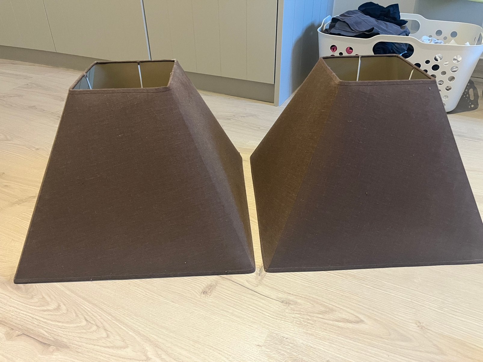 2 lampenkappen, Ophalen, Vierkant, Zo goed als nieuw, 33 cm