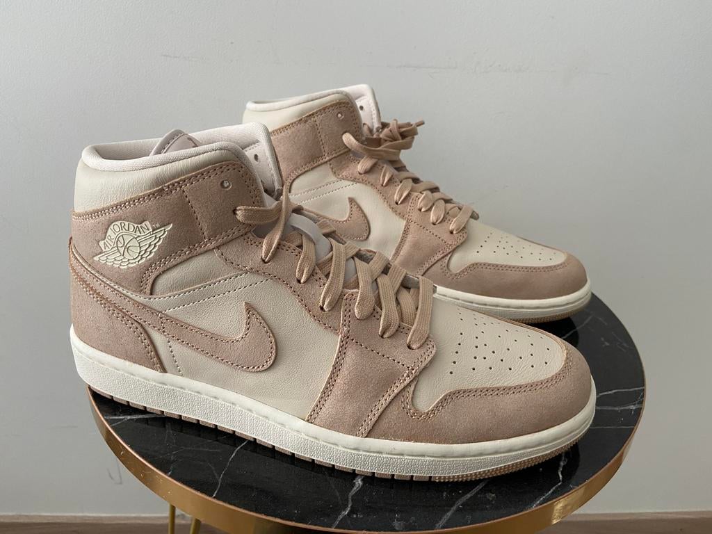 Nike air jordan 1 mid taille 44, Neuf, Enlèvement ou Envoi, Autres couleurs, Baskets