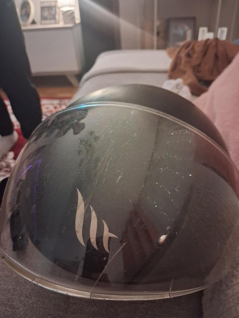 brommer helm MThelmets zwarte kleur, Ophalen of Verzenden