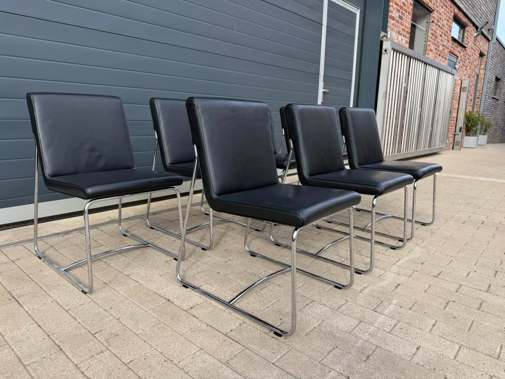 6x Leolux eetkamerstoelen Zwart leder in NIEUWSTAAT!!, Ophalen of Verzenden, Jori durlet xooon natuzzi minotti rolf benz hay dsw dsr conform