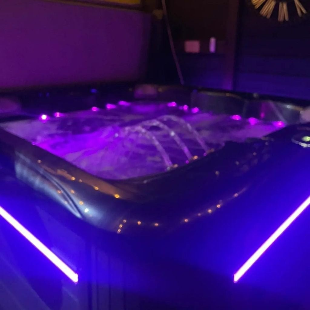 💥neuf💦promo -45% – jacuzzi 6 personnes puissant 3 pompes, Jardin & Terrasse, Enlèvement, Neuf