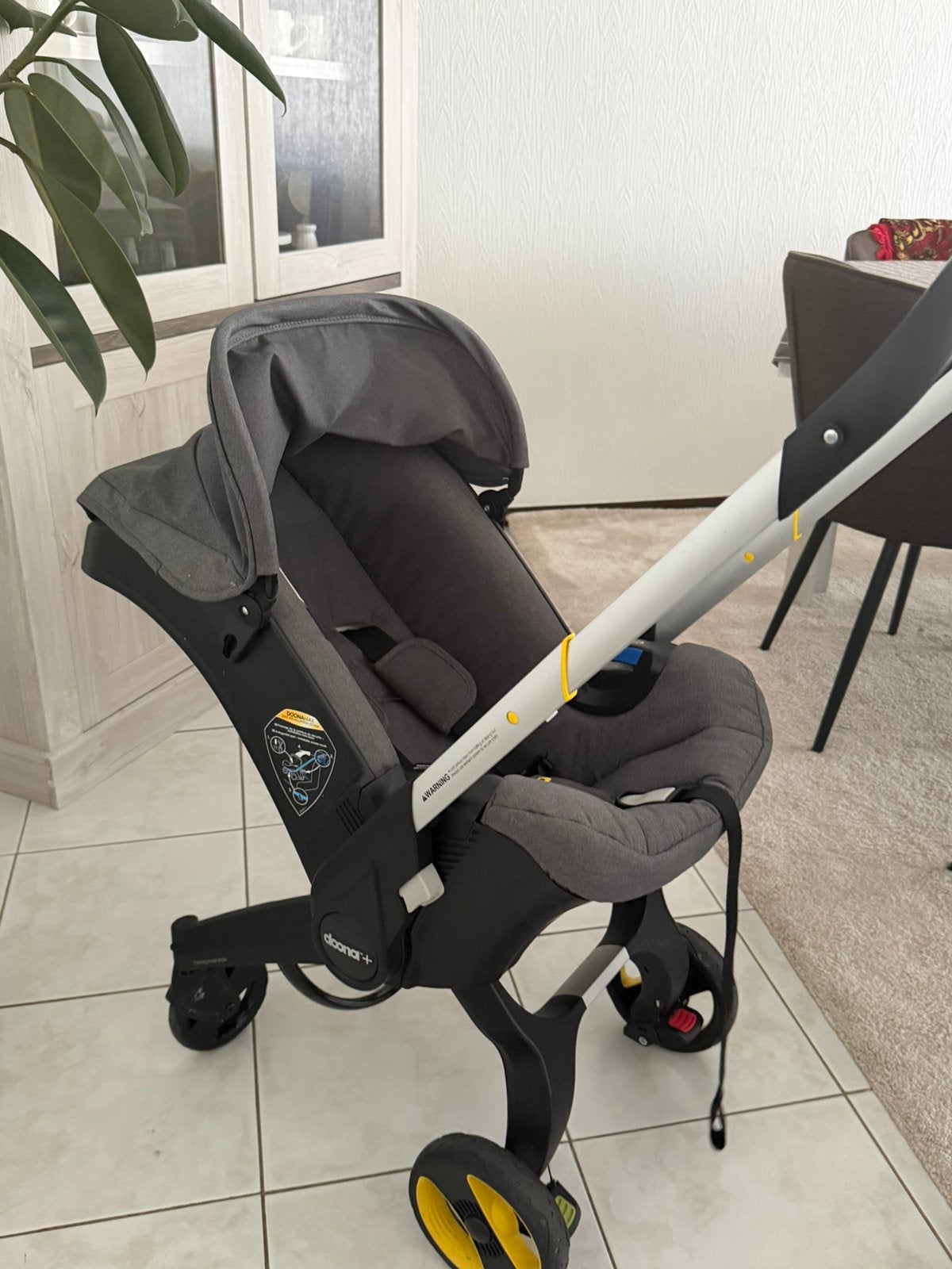 Doona + stoller as new, Kinderen en Baby's, Ophalen, Zo goed als nieuw