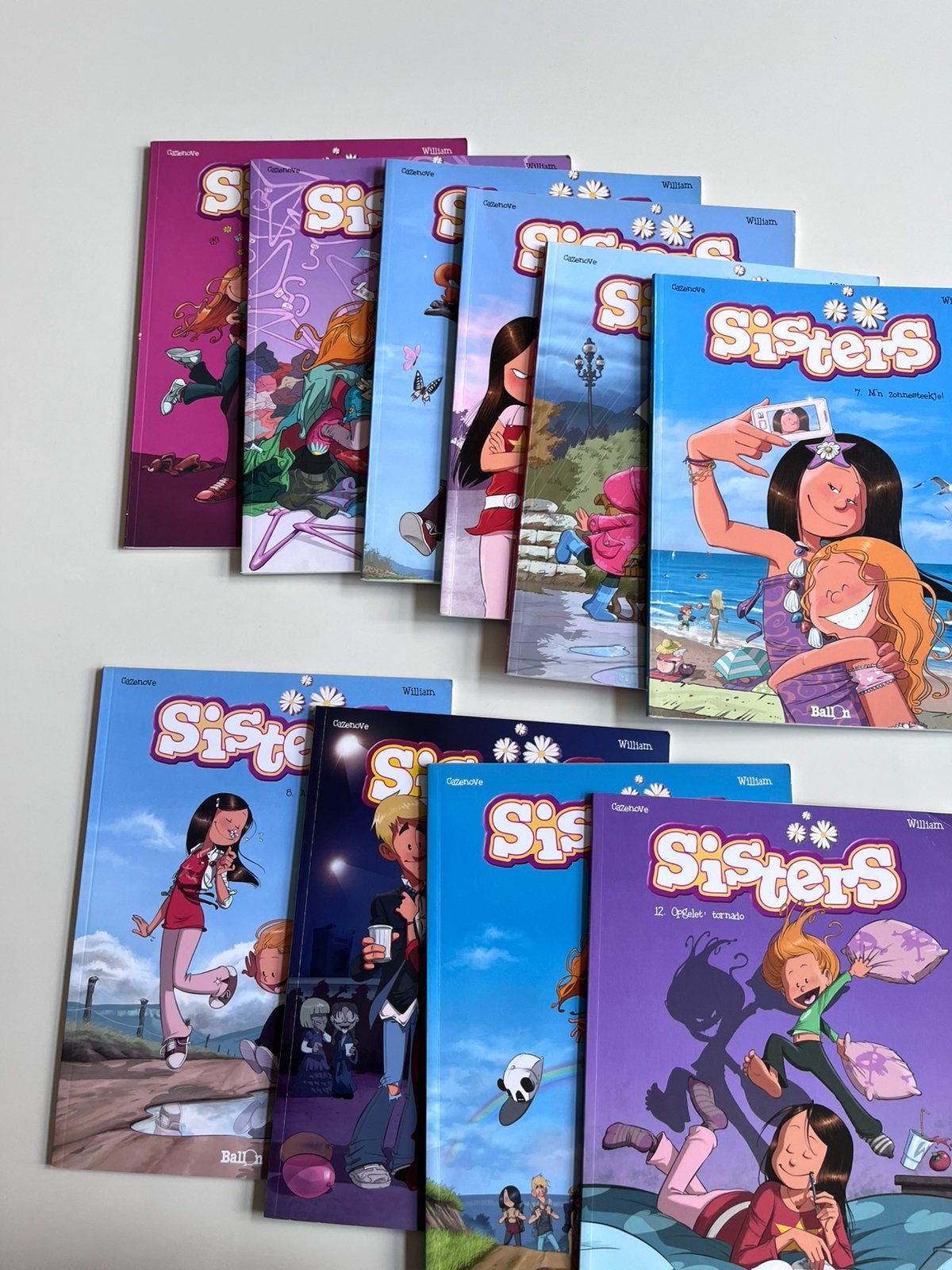 Sisters, Boeken, Meerdere comics, Ophalen of Verzenden, Gelezen, Europa