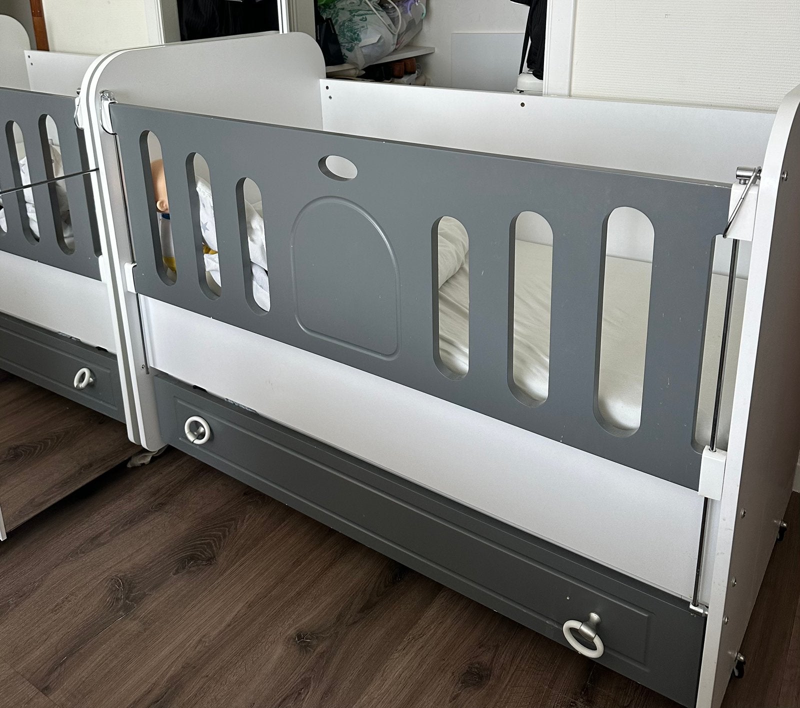 Lit bébé, enfant a vendre matelas avec dimensions 120x60, Enfants & Bébés, Enlèvement, Comme neuf