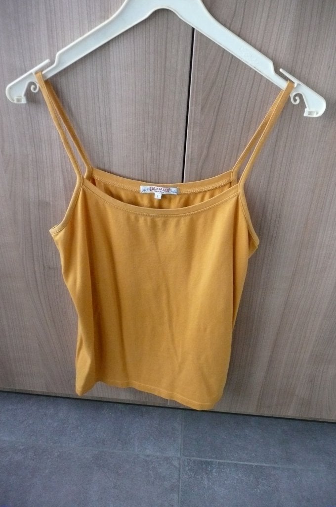 okergele top Lola Liza (K710c), Sans manches, Taille 38/40 (M), Lola & Liza, Comme neuf