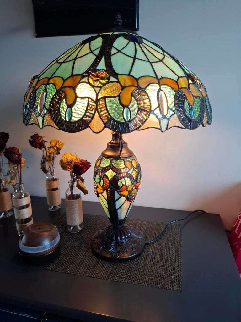 Grote Tiffany-stijl tafellamp met glas-in-lood kap - vintage, Huis en Inrichting, Lampen | Tafellampen, Zo goed als nieuw, 50 tot 75 cm