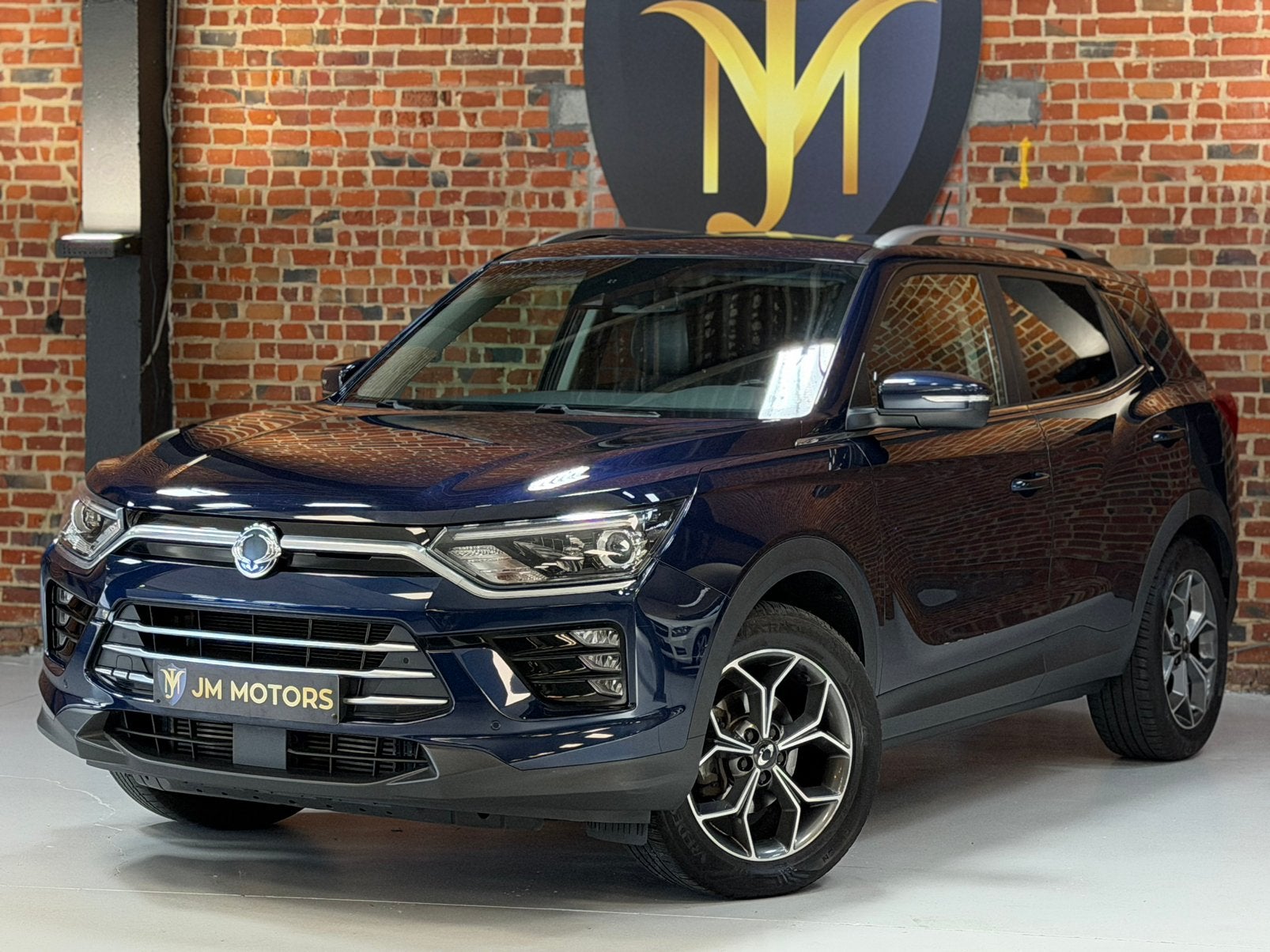 SsangYong Korando 1.5 T-GDi automatique - Navi - LED, Autos, SsangYong, Achat, Entreprise, Entretenue par le concessionnaire, 5 places