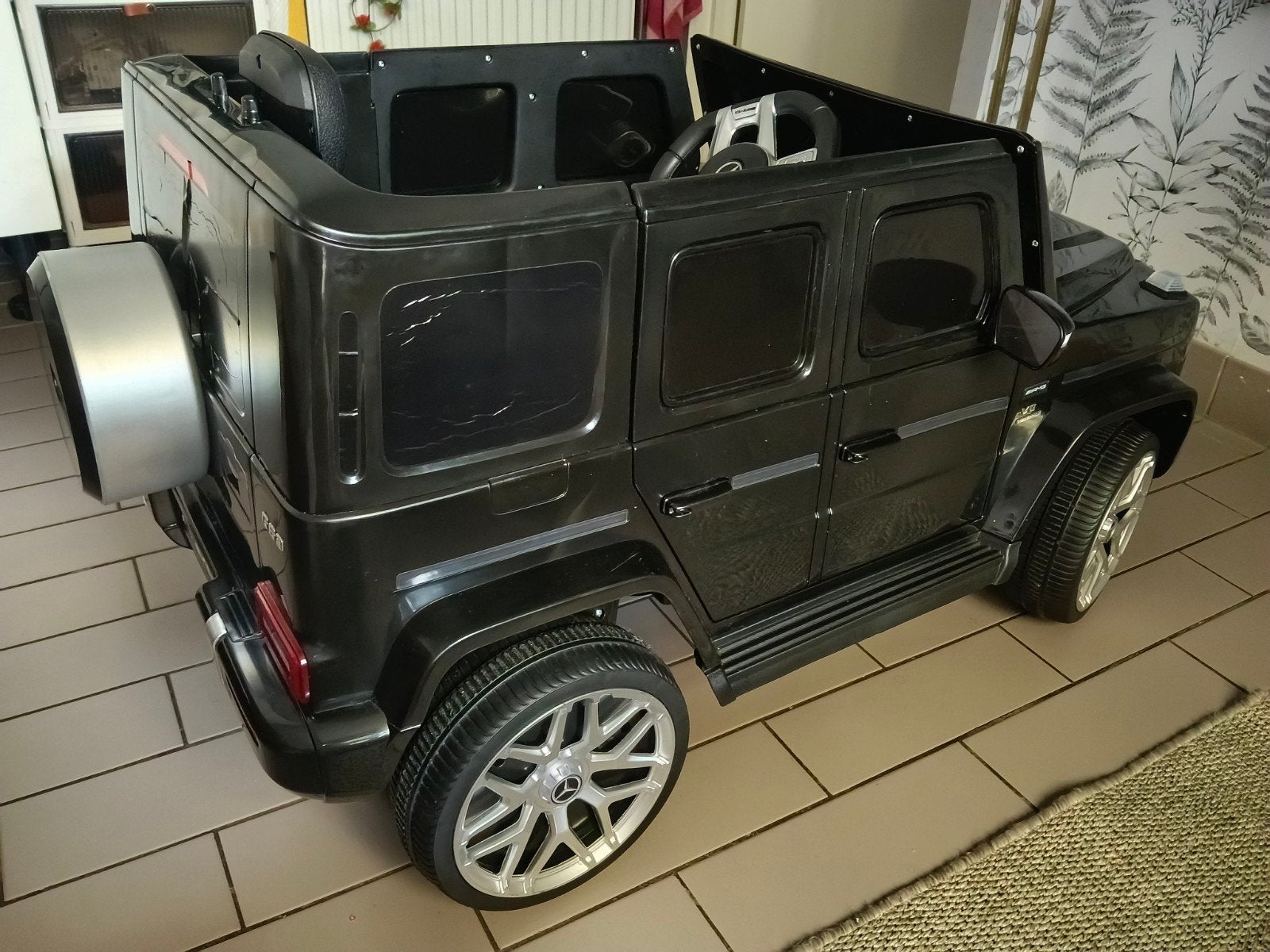 Kinderauto met afstandsbediening