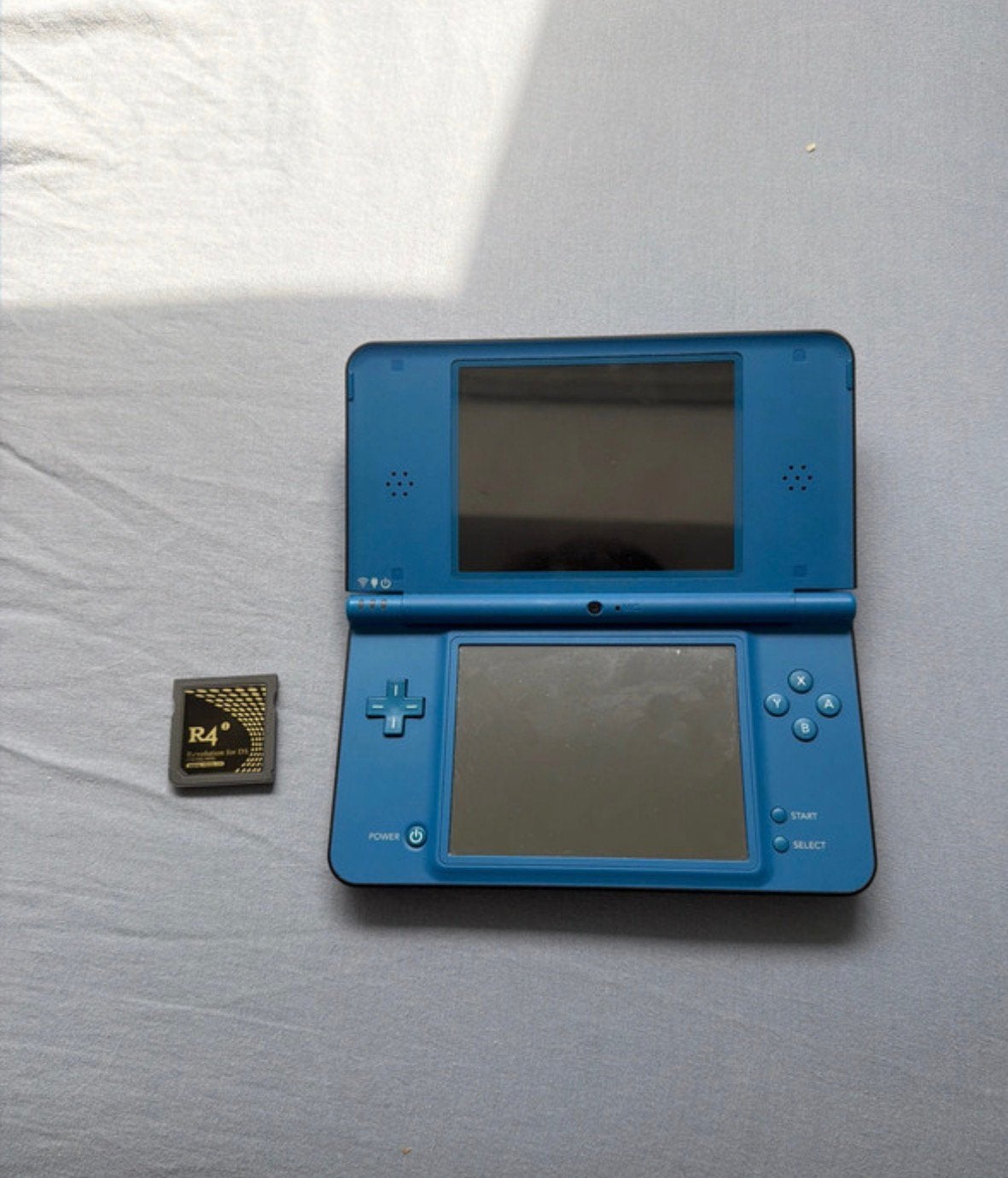 Nintendo DSI XL + R4 card uitstekende staat, Enlèvement ou Envoi, Comme neuf, Dsi