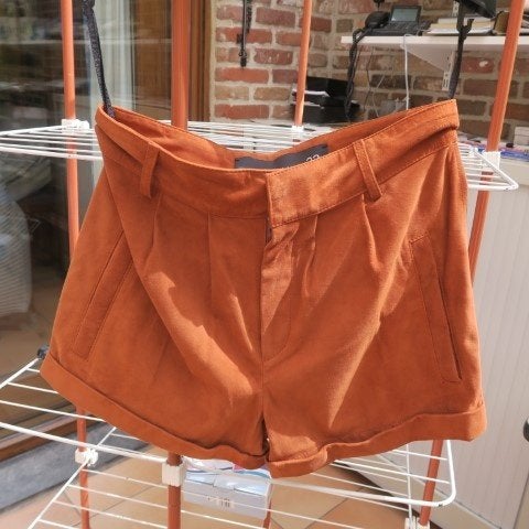 Shortje nieuw roestbruin leder Suite 22 mt 34, Kleding | Dames, Bruin, Nieuw, Ophalen of Verzenden, Suite 22