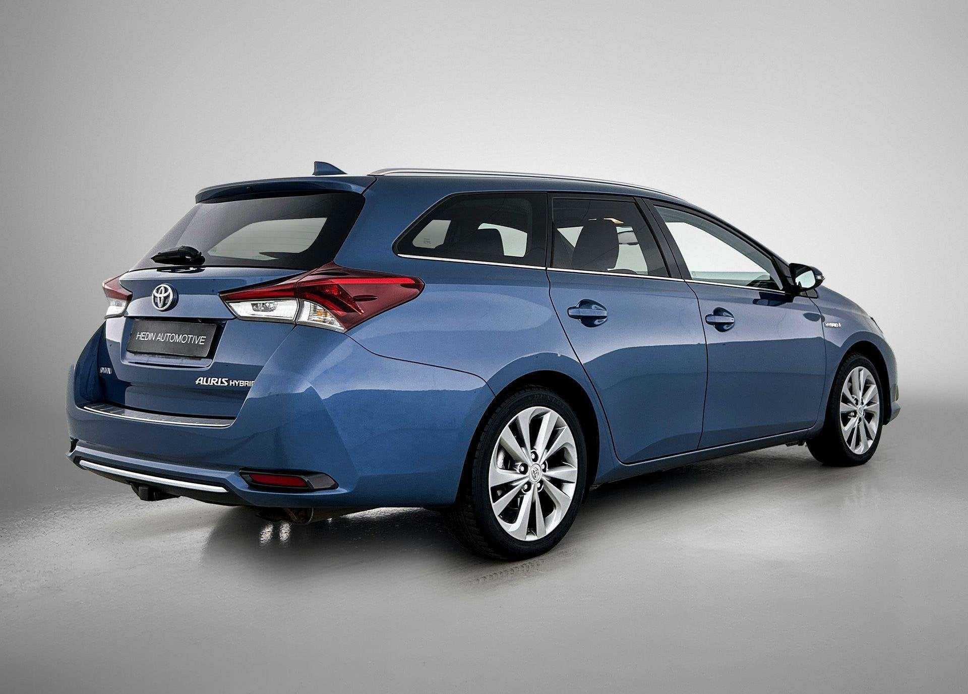 Toyota Auris Touring Sports 1.8 VVT-i Hybrid CVT Business, Autos, Toyota, 100 kW, Achat, Euro 6, Carnet d'entretien