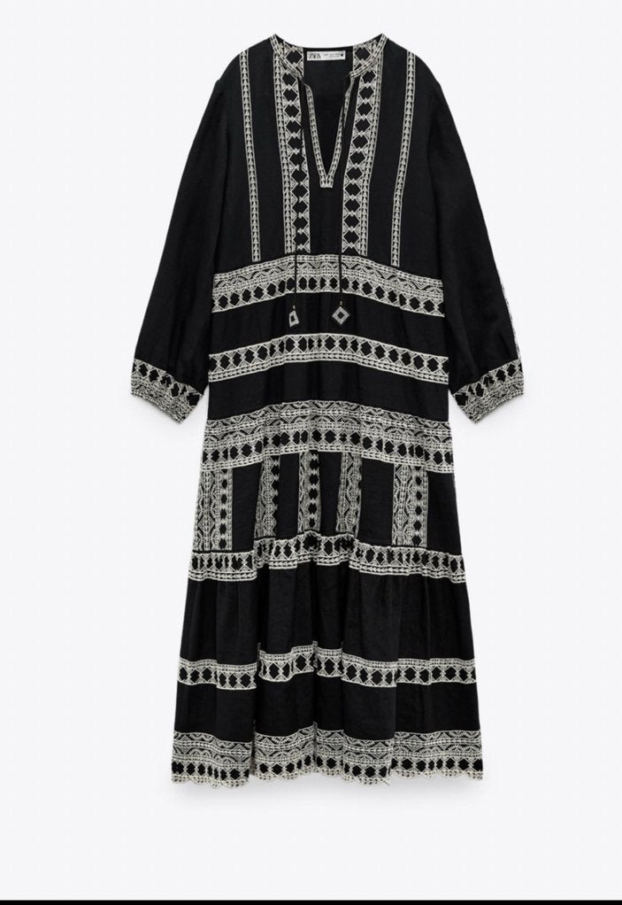 Mooie Zara jurk , maat L,XL, Kleding | Dames, Zwart, Maat 42/44 (L), Ophalen of Verzenden, Zo goed als nieuw