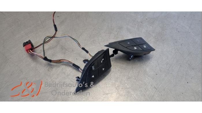 Schakelaar stuurbediening van een Fiat Qubo, Auto-onderdelen, Gebruikt, -, -, Ophalen of Verzenden