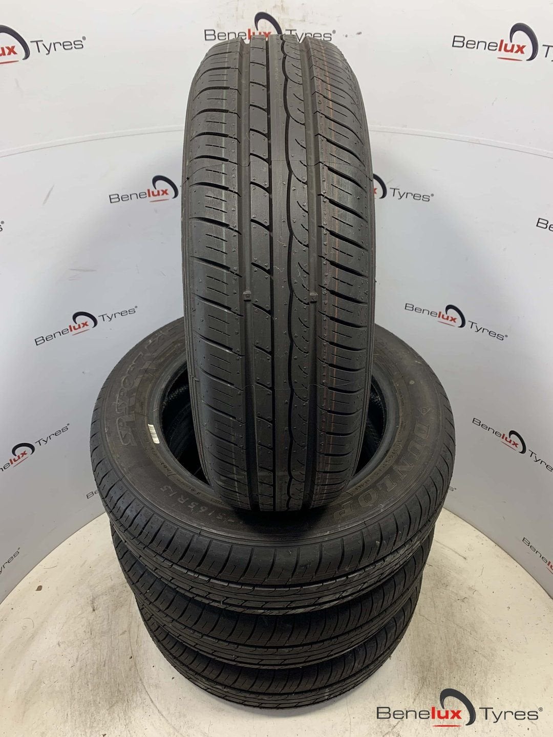 NIEUW 175/65R15 84H Dunlop SP 175/65 R15 175/65/15 1756515, Autos : Pièces & Accessoires, Neuf, 15 pouces, 175 mm, Véhicule de tourisme