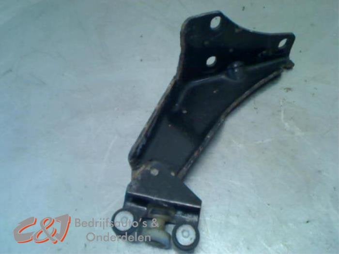 Roulette porte coulissante droite d'un Peugeot Partner (EWP), -, 3 mois de garantie, Utilisé, -