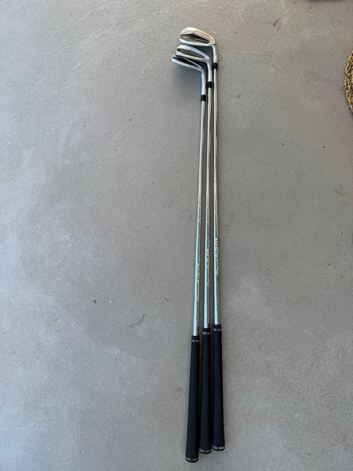 Taylormade qi golfclubs, Sports & Fitness, Enlèvement, Comme neuf, Set