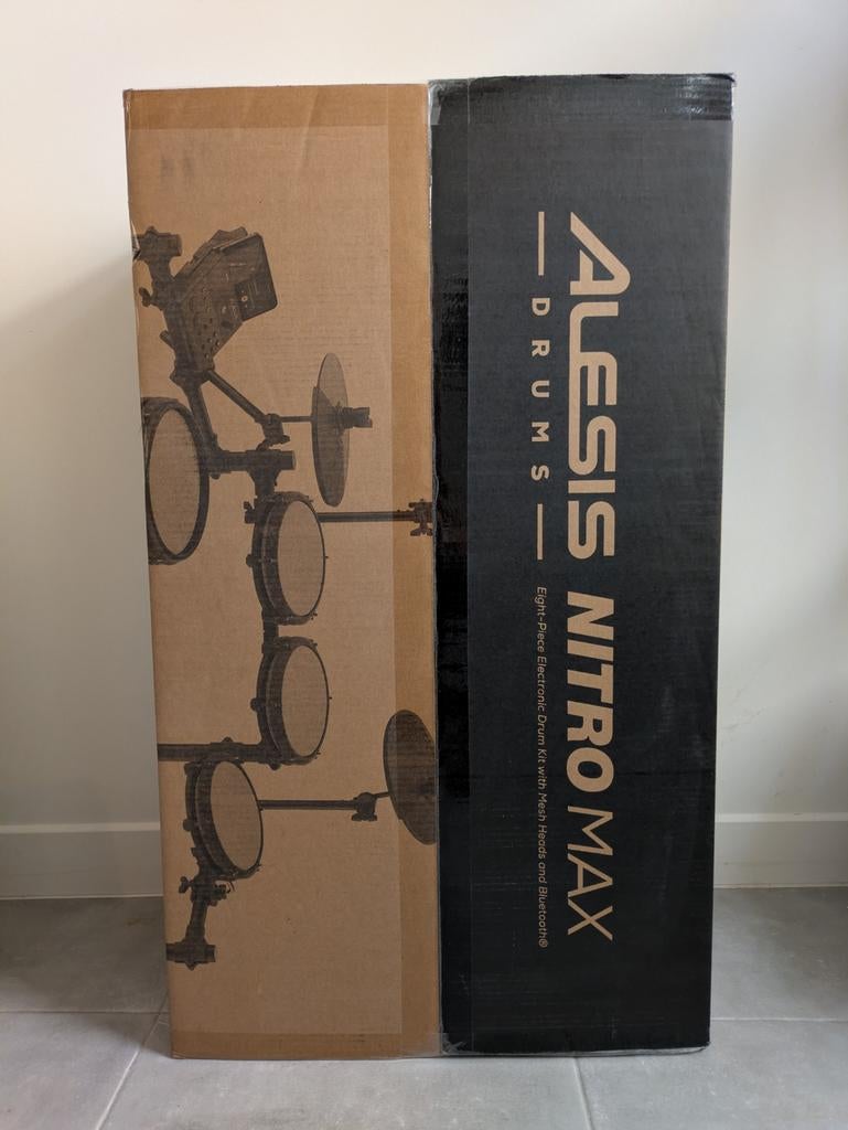 Alesis Nitro Max Kit (nieuwste model), Musique & Instruments, Batteries & Percussions, Enlèvement, Neuf, Autres marques, Électronique