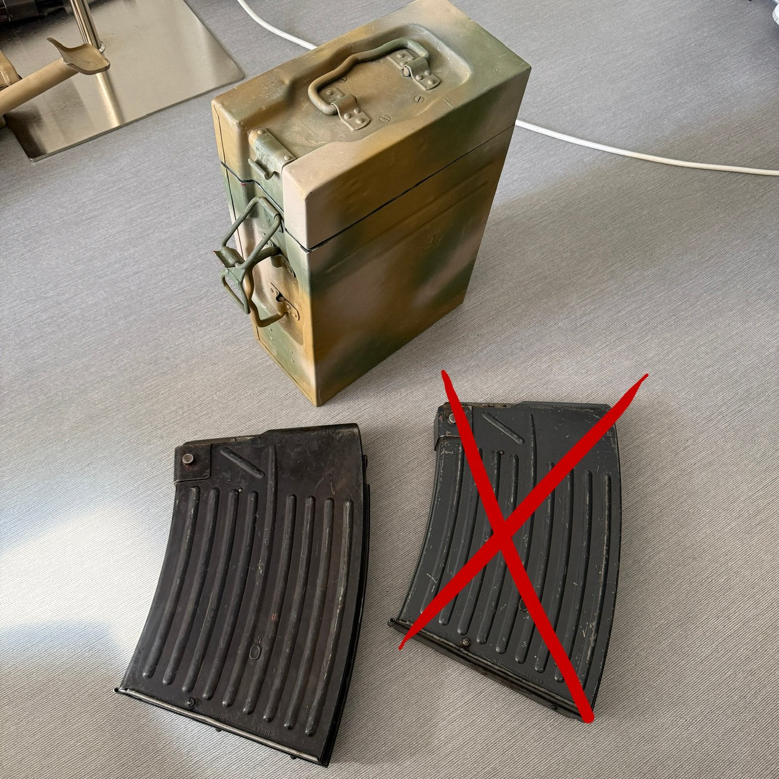 Duitse 2cm flak kist incl schijf, Verzamelen, Militaria | Tweede Wereldoorlog, Ophalen of Verzenden, Luchtmacht