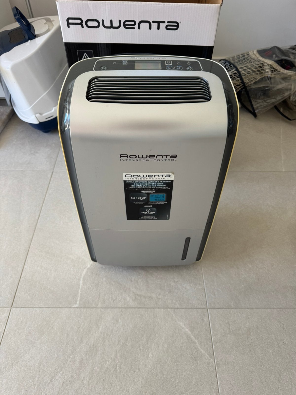 Rowenta Intense Dry Control luchtontvochtiger – 16L/dag, Elektronische apparatuur, Ophalen, Zo goed als nieuw