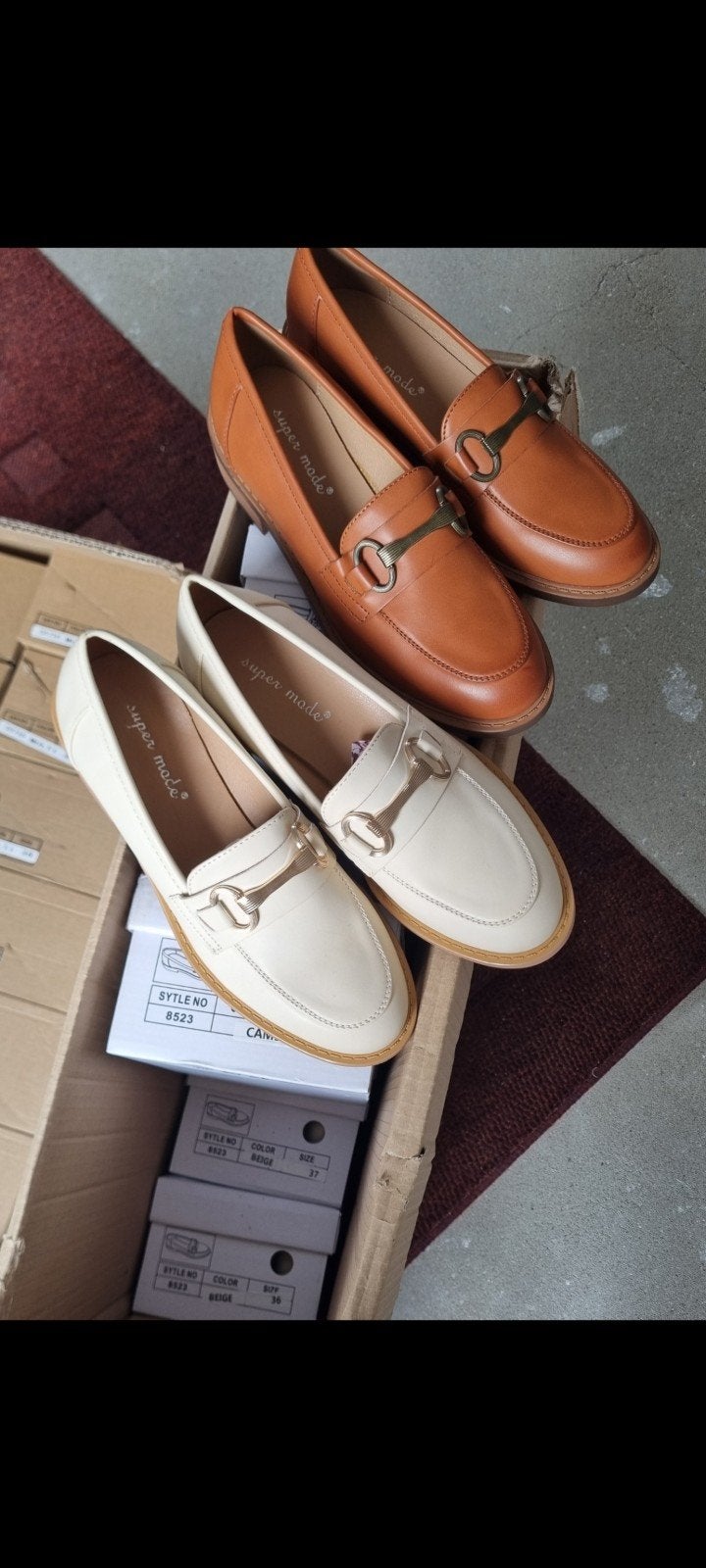 lot revendeur chaussures 20 paires, Vêtements | Femmes, Enlèvement ou Envoi, Beige