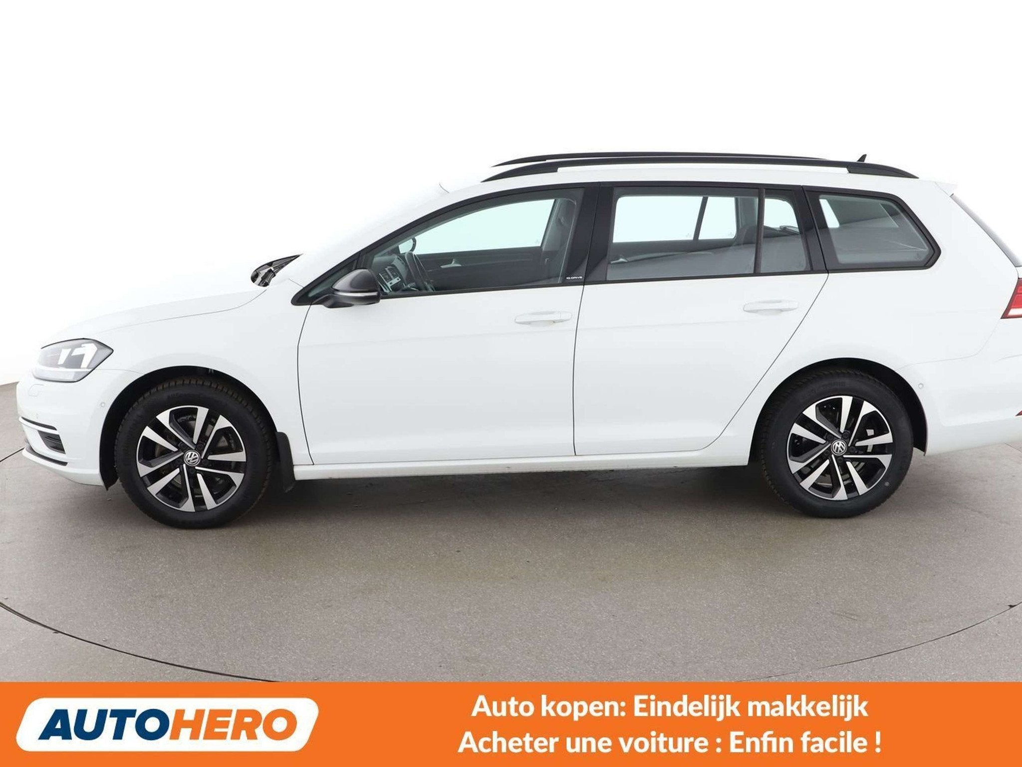 Volkswagen Golf 1.0 TSI IQ.DRIVE, Autos, Interruption de démarrage, Euro 6, 5 portes, Tissu