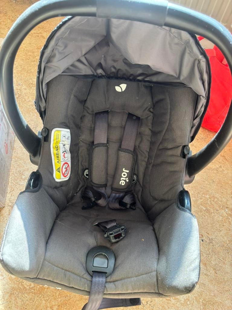 Joie autostoeltje maxi cosi, Ophalen, Zo goed als nieuw, 0 t/m 13 kg, Overige merken