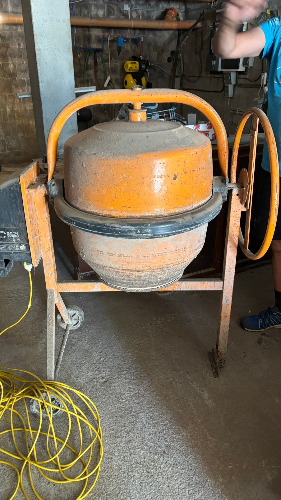 Betonmolen betomix 120L, Ophalen, Gebruikt