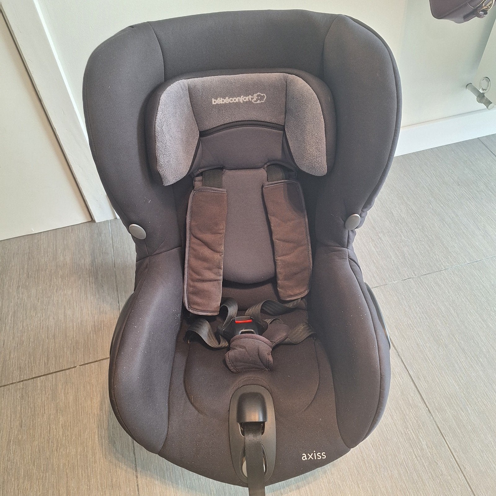 Autostoel Maxi-cosi Axiss bébe confort groep 1, Kinderen en Baby's, Autostoeltjes, Ophalen