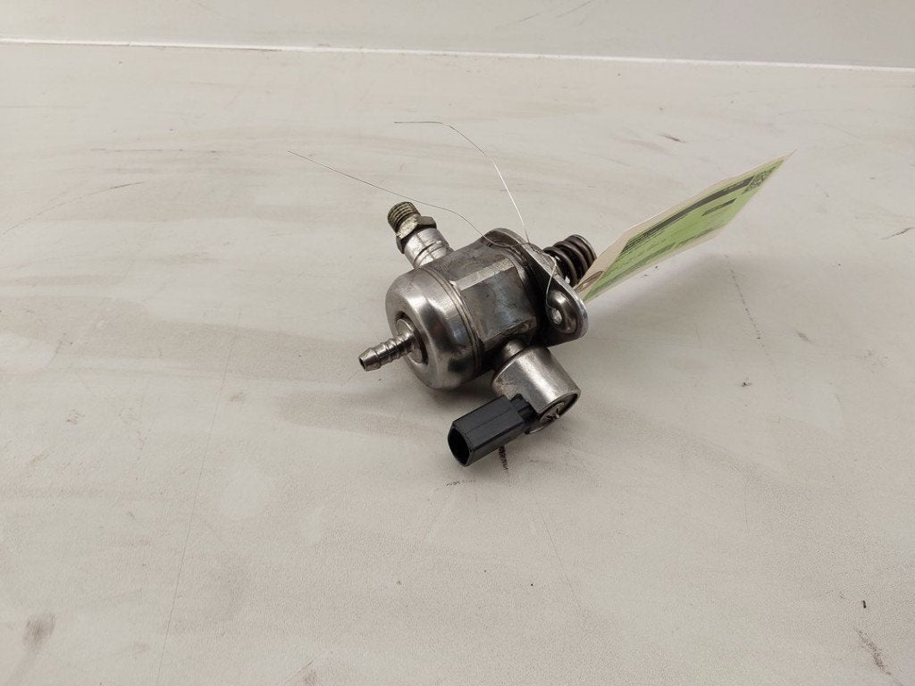POMPE CARBURANT MECANIQUE Seat Altea (5P1) (01-2004/07-2015), Seat Deutschland GmbH, Service@seat.de, Utilisé, Seat