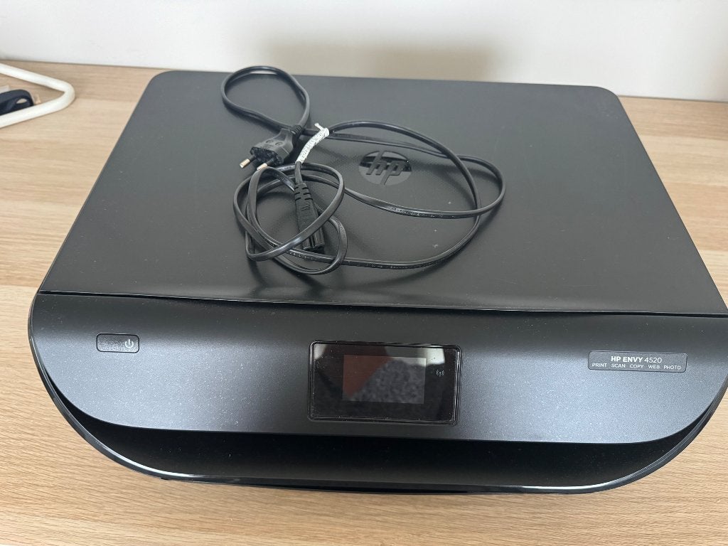 Printer HP Envy 4520, Computers en Software, Printers, Gebruikt, Printer, Inkjetprinter, Kleur printen, Kopieren, Scannen, Zwart-en-wit printen