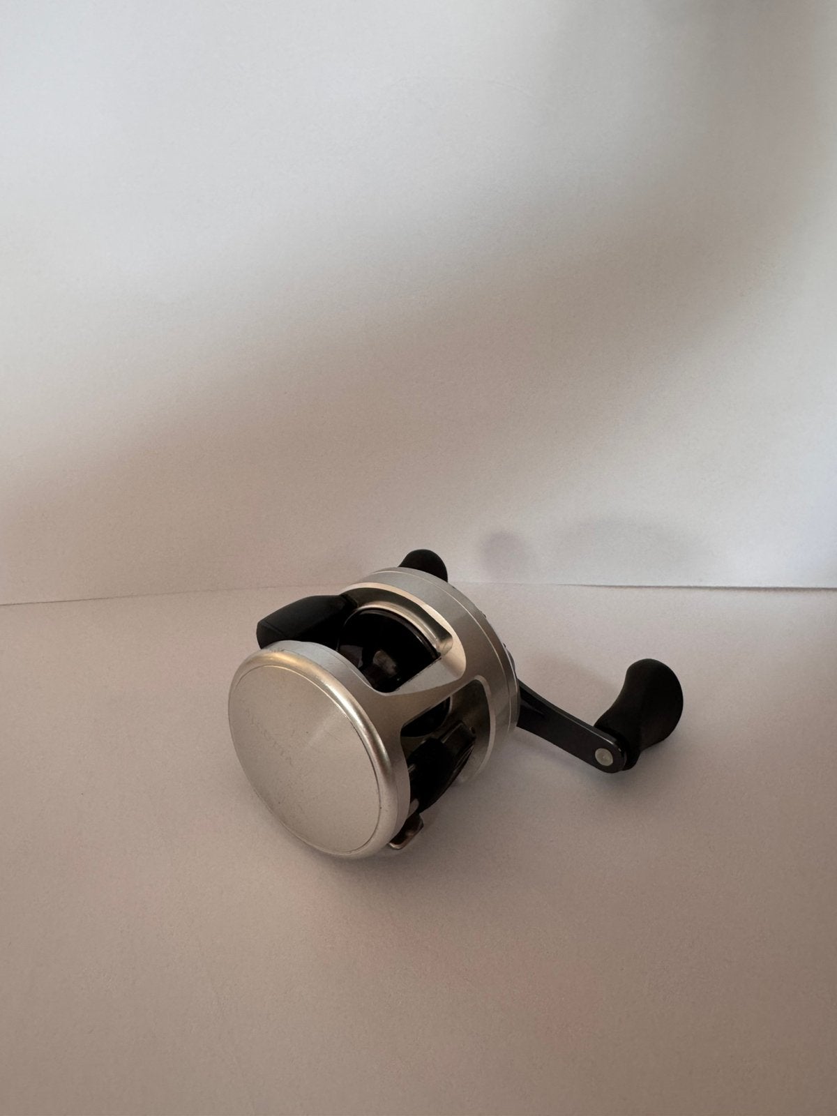 Shimano calcutta 201D, Ophalen of Verzenden, Gebruikt