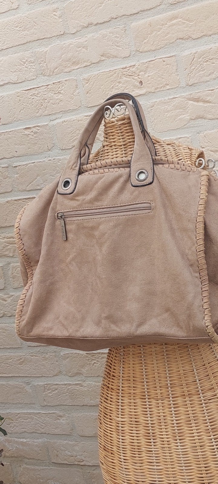 Handtas giulano 37cm breedte 30cm hoogte, Bijoux, Sacs & Beauté, Sacs | Sacs Femme, Enlèvement ou Envoi, Comme neuf, Sac à main