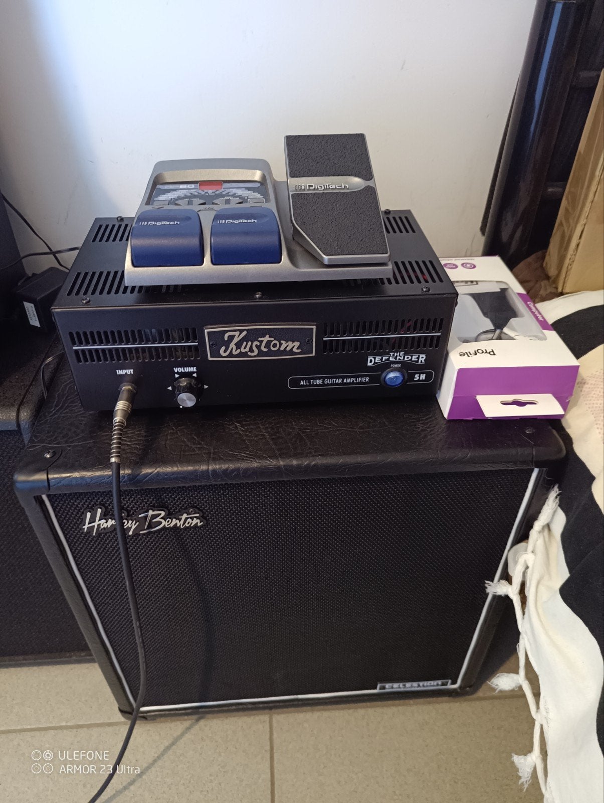 kustom defender 5w,lamp versterker en Harley  benton 60 Watt, Musique & Instruments, Amplis | Basse & Guitare, Enlèvement, Comme neuf