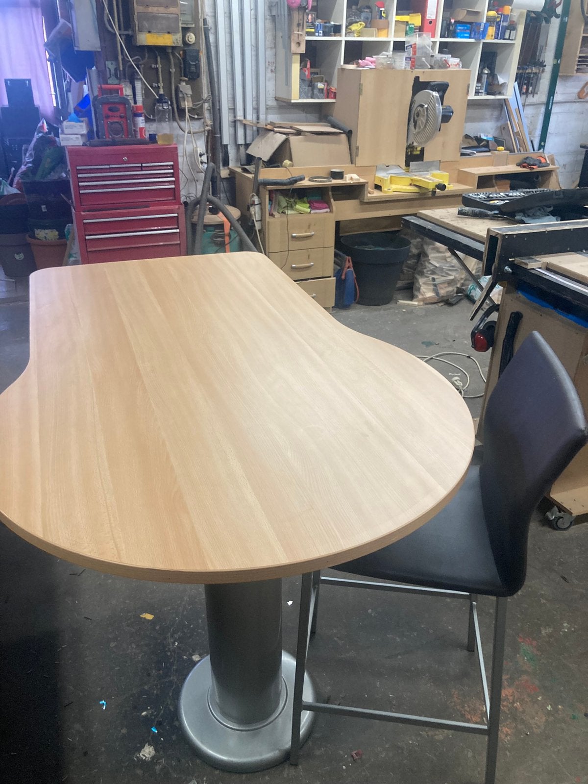 Hoge keukentafel met vier barkrukken, Ophalen, Gebruikt