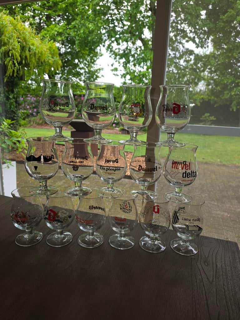 Duvel glazen Gentse Feesten (16 stuks), Enlèvement, Comme neuf, Verre ou Verres, Duvel