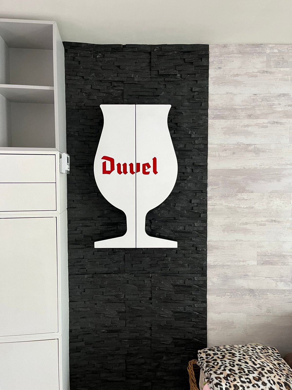 Dartsbordhouder duvel + dartsblok, Sport en Fitness, Darts, Ophalen, Zo goed als nieuw, Dartbord