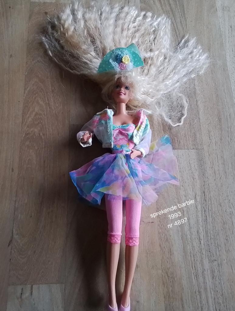 Verschillende vintage barbie's, Ophalen of Verzenden
