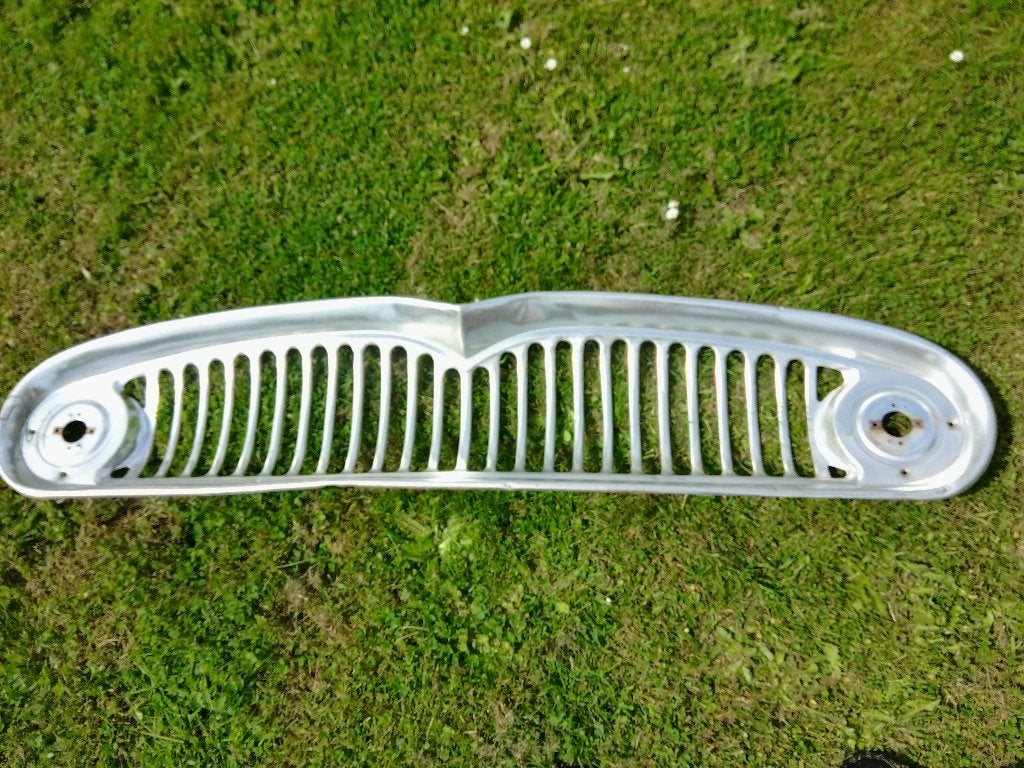 SIMCA Ariane et Trianon:calandre en aluminium origine, Enlèvement ou Envoi, Utilisé, Avant, Pare-chocs