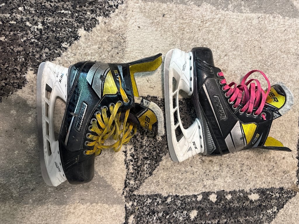 Patin à glace Bauer s37, Vêtements | Hommes, Vêtements de sport, Autres types, Porté, Noir, Enlèvement