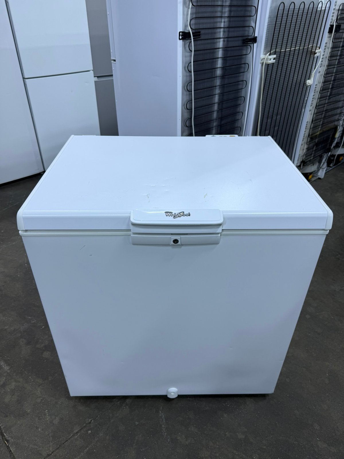Diepvrieskoffer Whirlpool A+ met GARANTIE, Elektronische apparatuur, Ophalen of Verzenden, Zo goed als nieuw