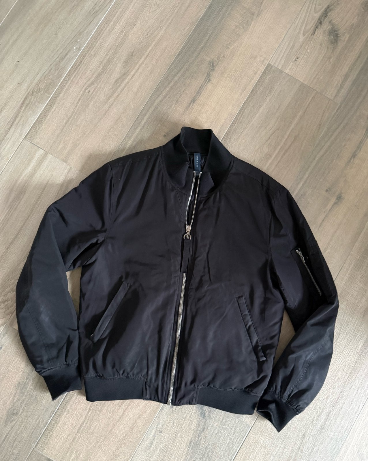 Zwart bomberjack van Zara Man, Ophalen of Verzenden, Zo goed als nieuw, Maat 52/54 (L), Zwart