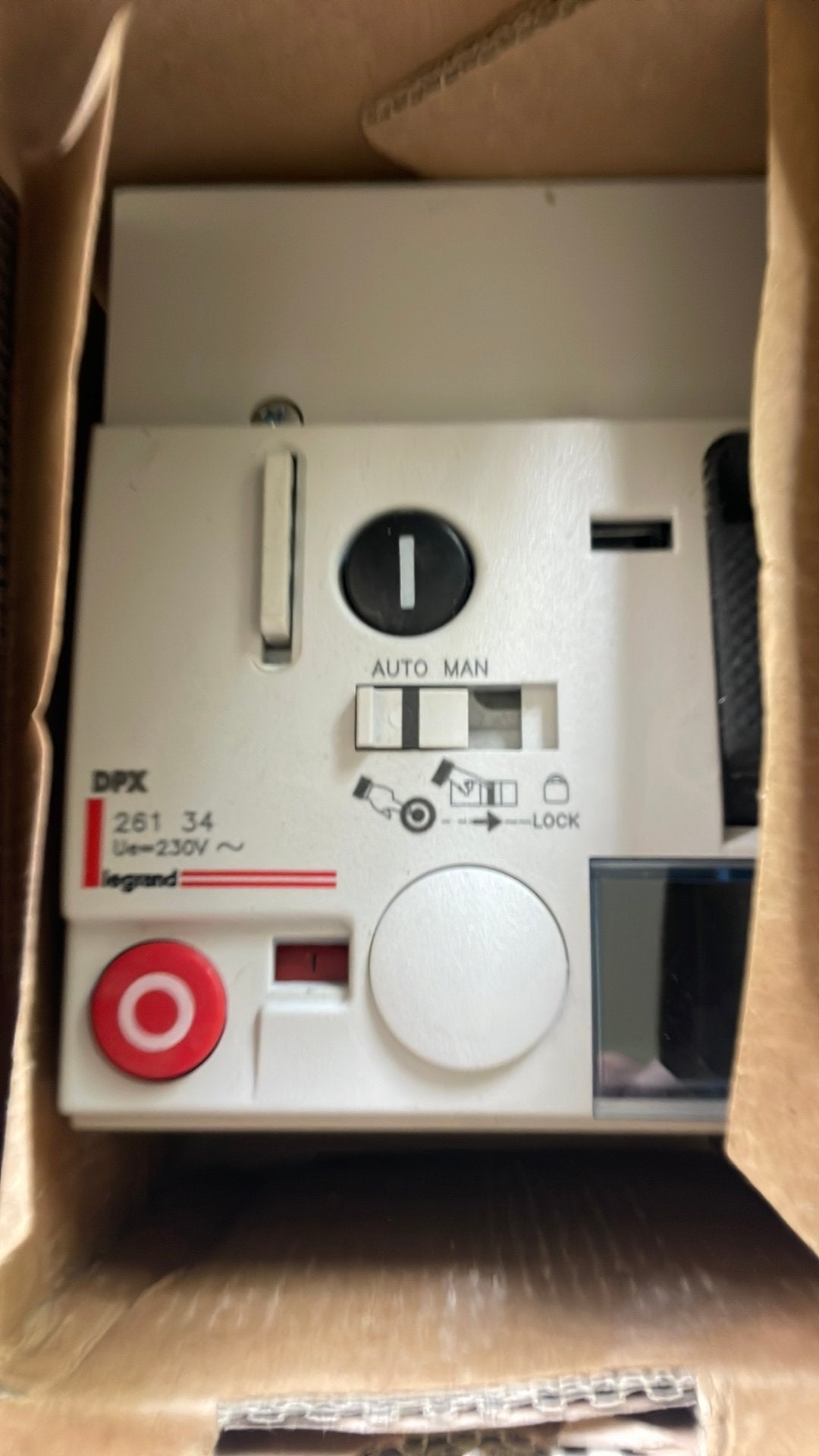 Legrand DPX 261-34 gemotoriseerde bediening DPX250- nieuw, Zakelijke goederen, Ophalen of Verzenden