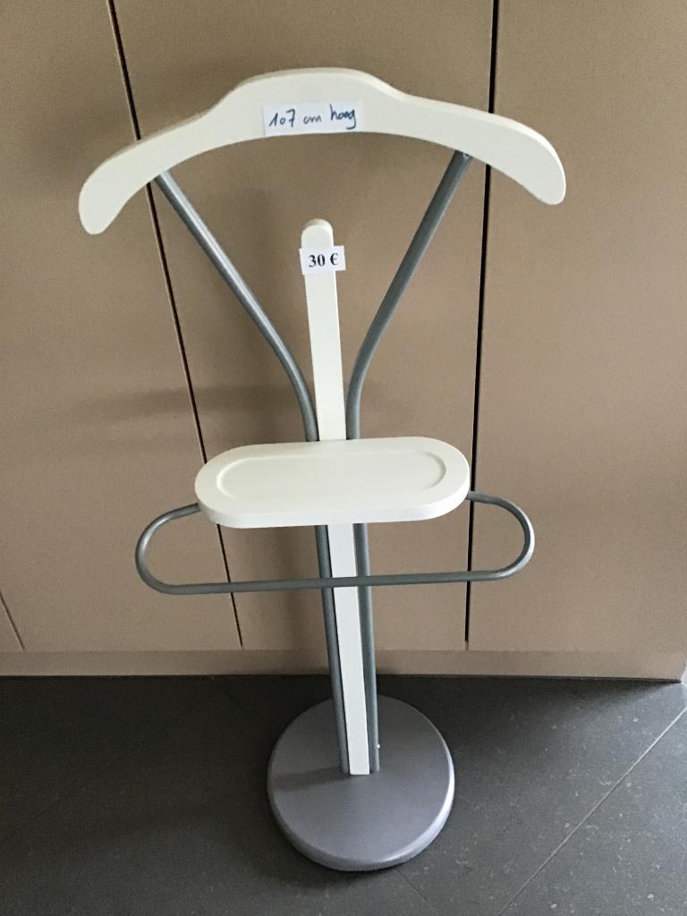 porte-manteaux Dressboy 107 cm de haut comme neuf, Enlèvement, Comme neuf