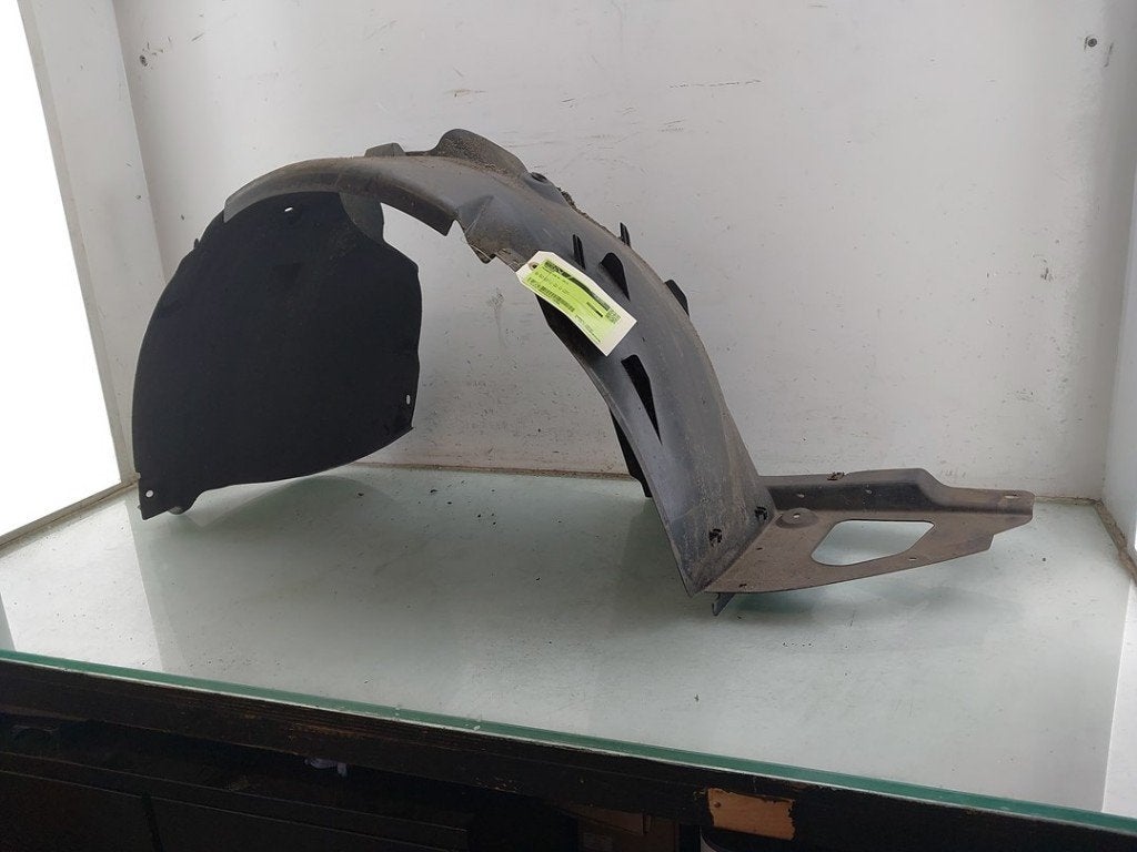 INTERIEUR AILE 208 I (CA / CC / CK / CL) (|9673768780|), Kontakt-peugeot@peugeot.com, Garde-boue, Utilisé, Peugeot Deutschland GmbH