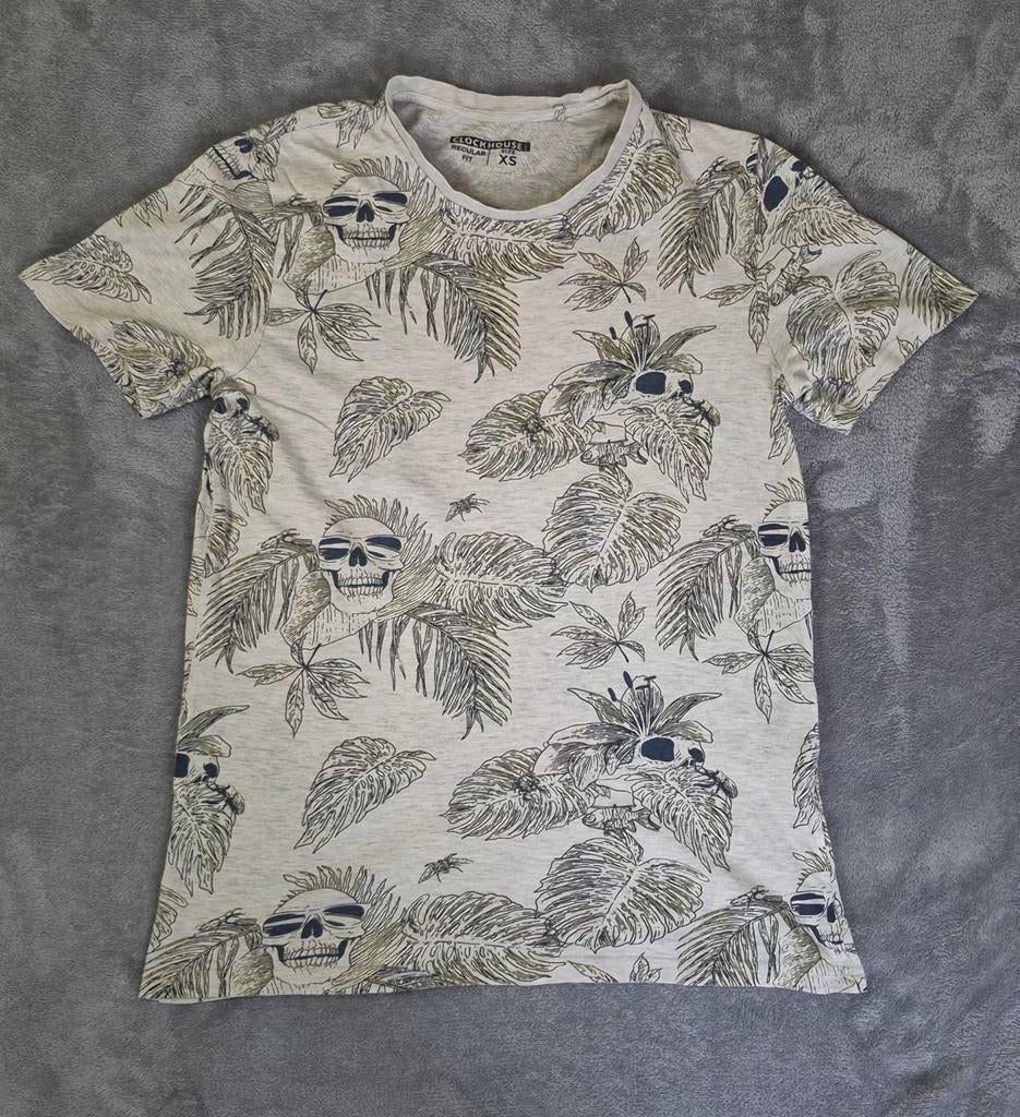 T-shirt Clockhouse C&A- Motif Tropical & Skulls, Manches courtes, Taille 34 (XS) ou plus petite, Porté, Blanc